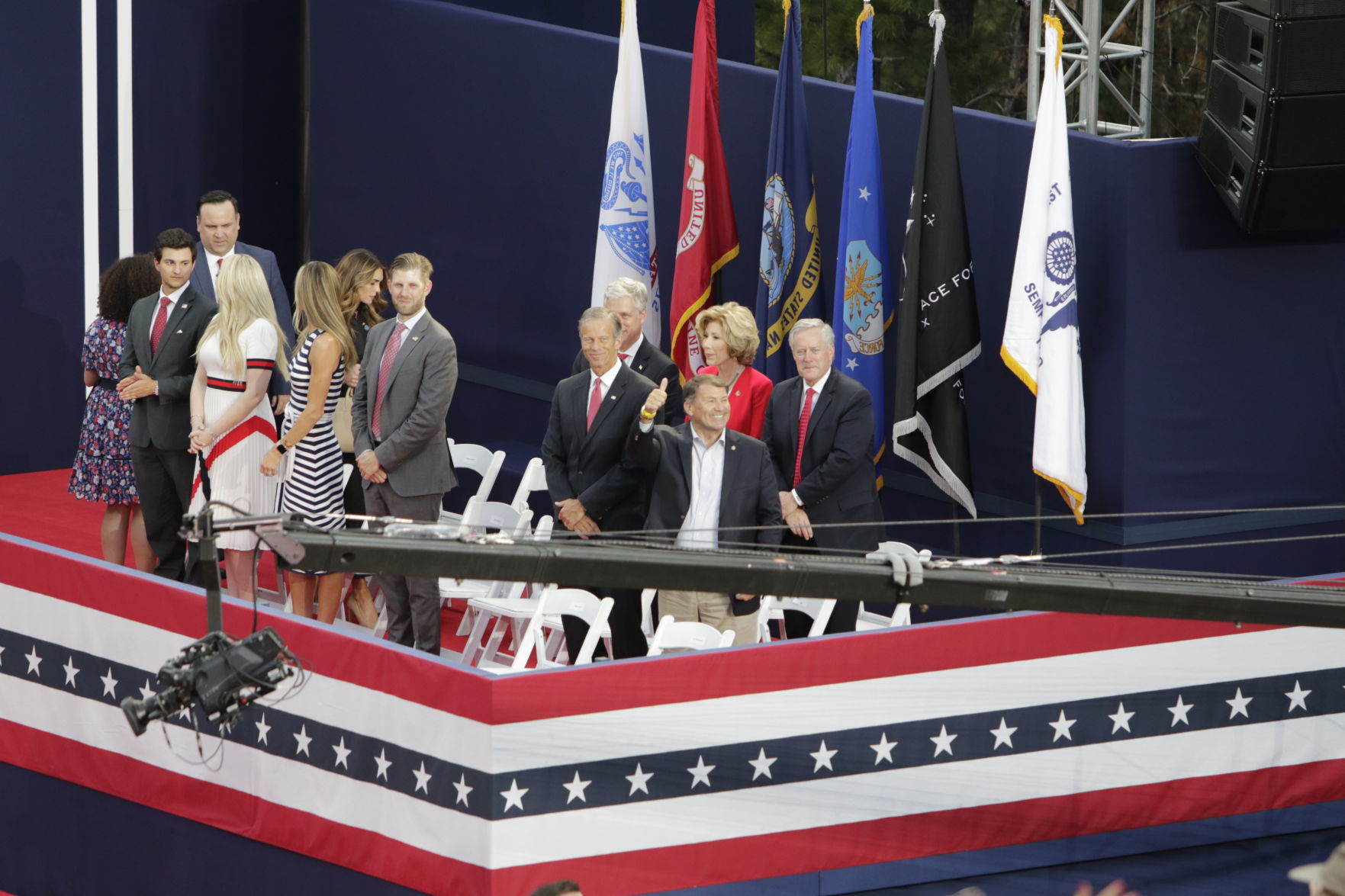 Thune and Rounds appear with "thumbs-up"